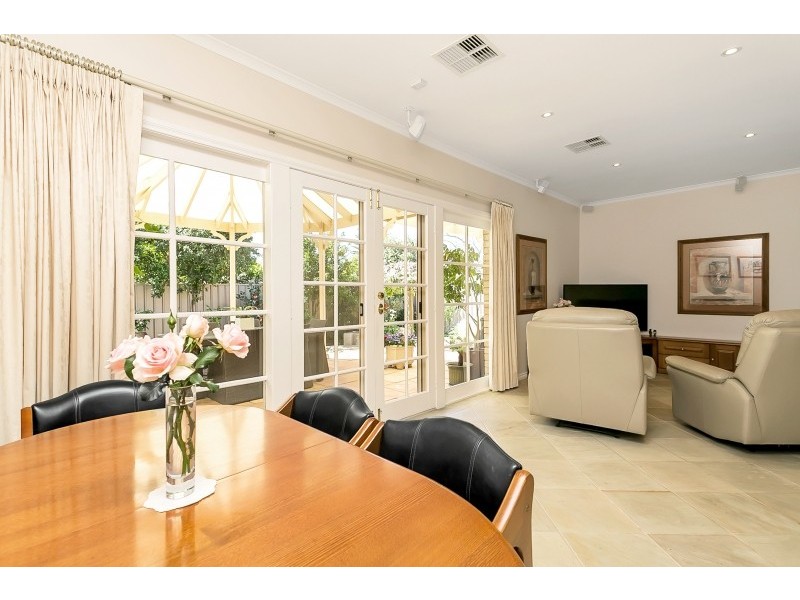 4 Almond Grove, Magill SA 5072