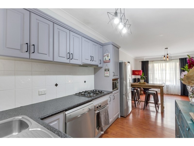 4/192 Seaview Road, Henley Beach South SA 5022