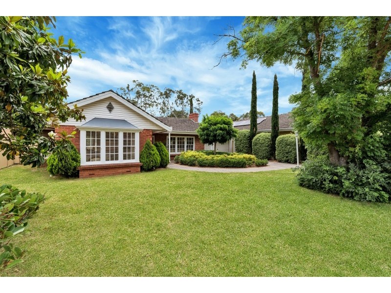 4 Gothic Road, Bellevue Heights SA 5050