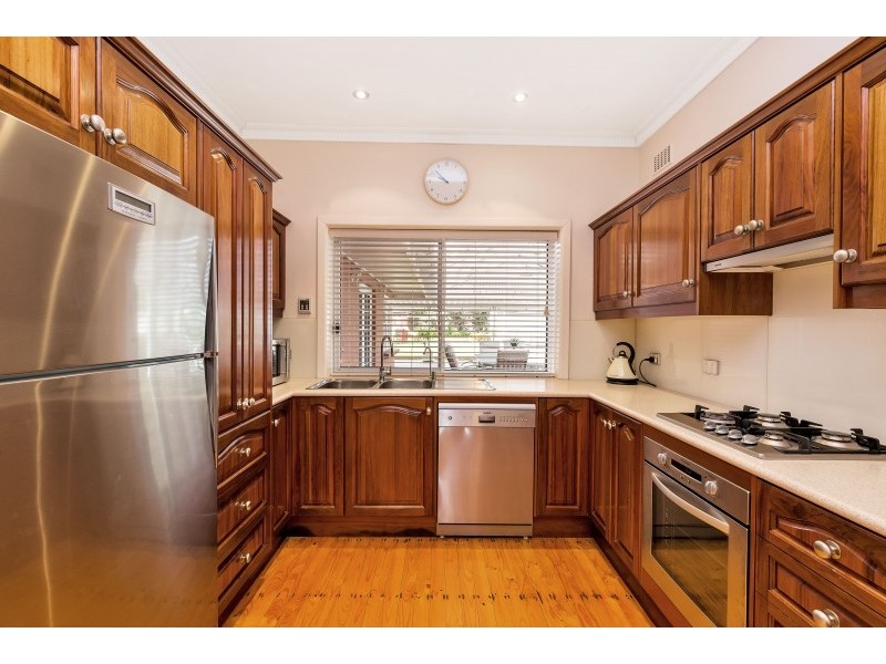 4 Gothic Road, Bellevue Heights SA 5050