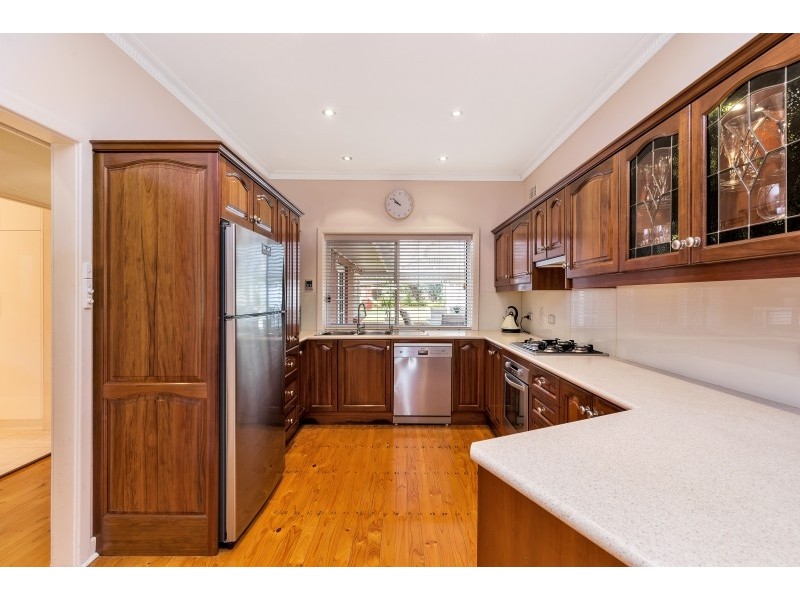 4 Gothic Road, Bellevue Heights SA 5050