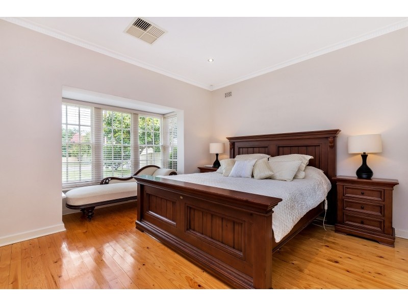 4 Gothic Road, Bellevue Heights SA 5050