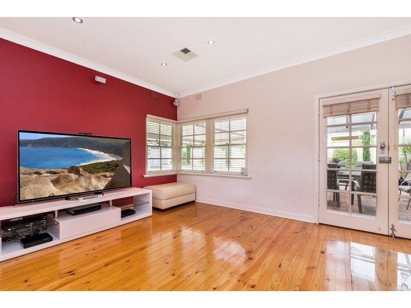 4 Gothic Road, Bellevue Heights SA 5050