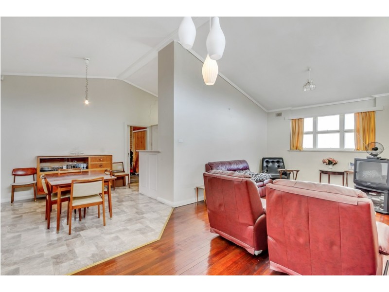 132 Cudmore Terrace, Henley Beach SA 5022