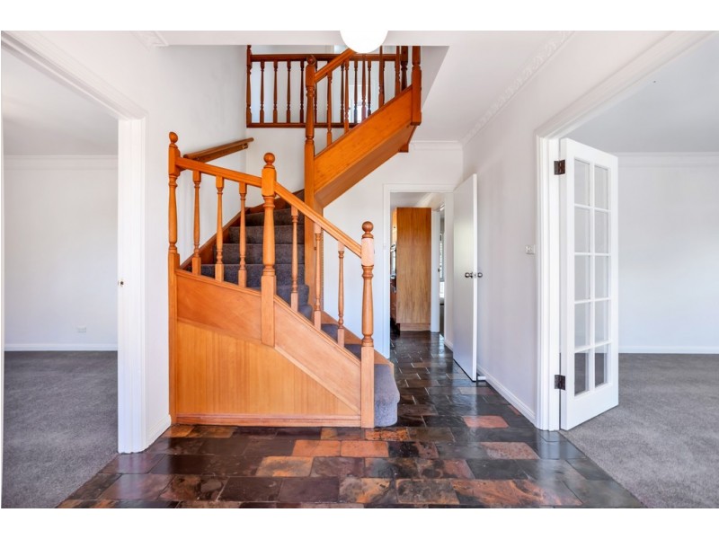 3 Shrike Place, Flagstaff Hill SA 5159