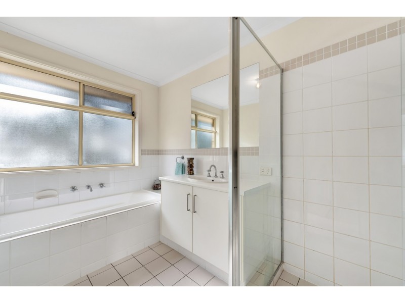 6 Manos Court, Seacliff Park SA 5049