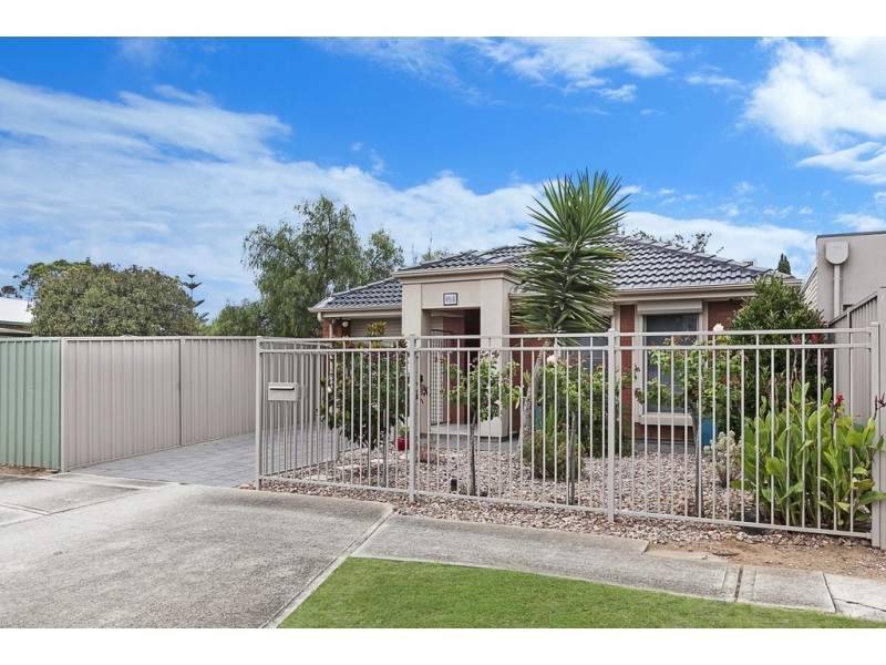 4A Florey Street, Seaton SA 5023