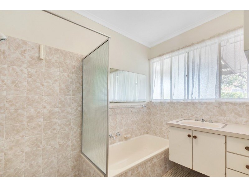 24 Wyndham Crescent, Surrey Downs SA 5126