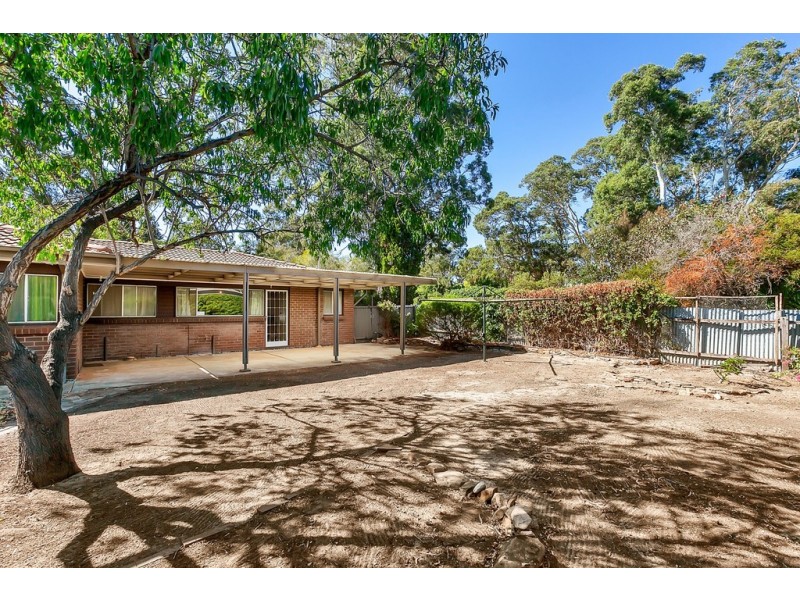 24 Wyndham Crescent, Surrey Downs SA 5126