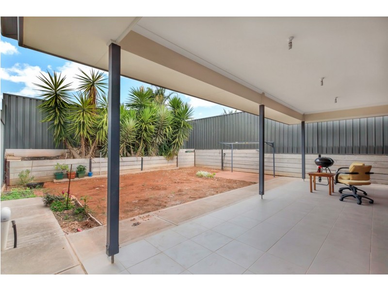 17 Cowra Avenue, Gilles Plains SA 5086