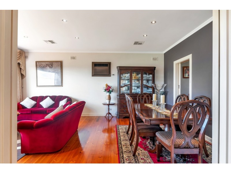 3 Wayne Avenue, Darlington SA 5047