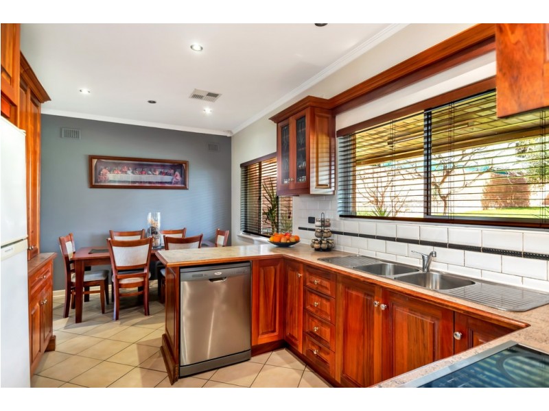 3 Wayne Avenue, Darlington SA 5047