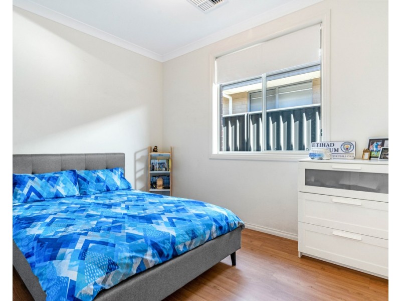 4 Dampier Avenue, Findon SA 5023