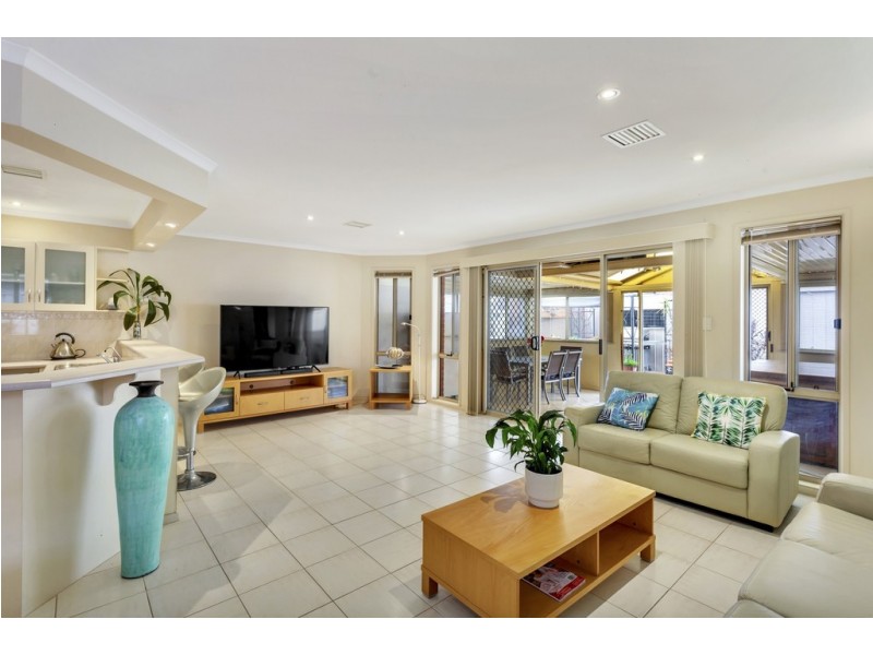 4a Glenavon Street, Woodville South SA 5011