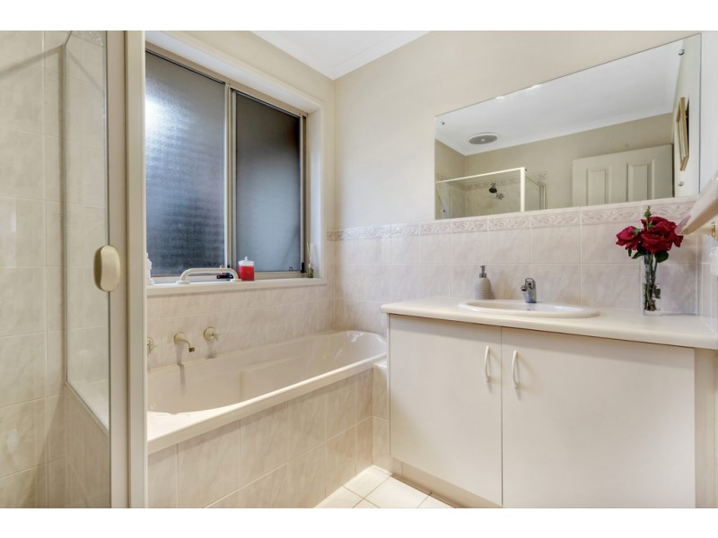 4a Glenavon Street, Woodville South SA 5011