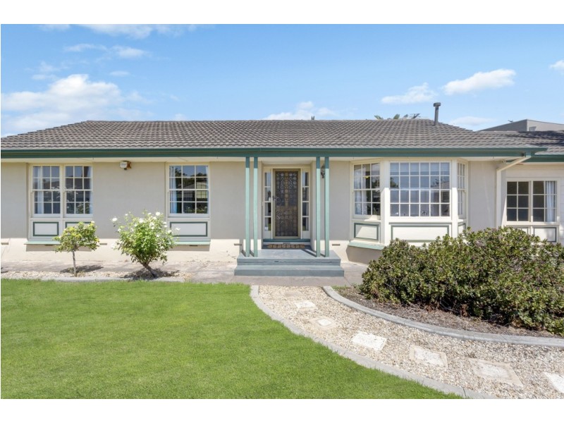 14 Cliff Avenue, Port Noarlunga South SA 5167