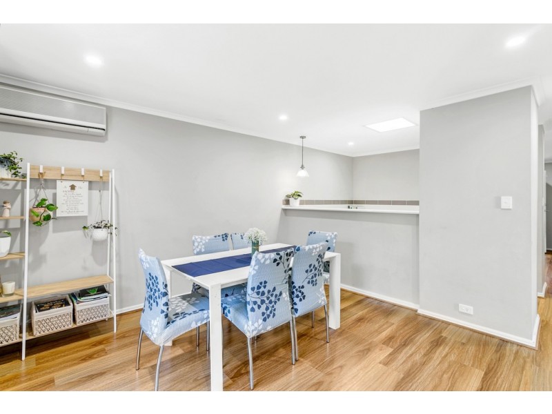 2/4 Burnley Street, Henley Beach South SA 5022