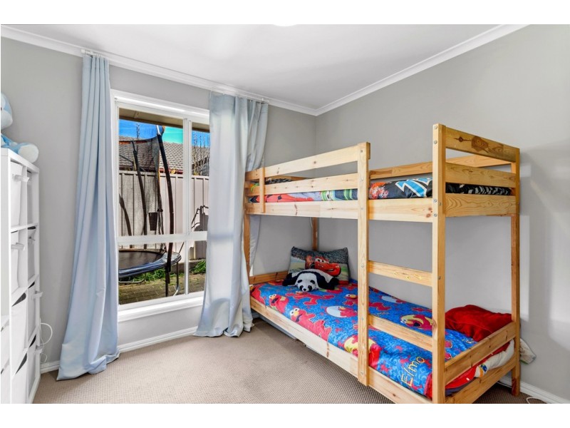 2/4 Burnley Street, Henley Beach South SA 5022