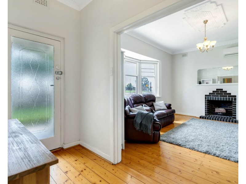 11 Urrbrae Terrace, Plympton SA 5038