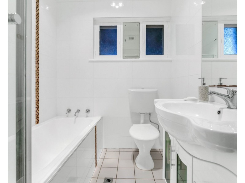 11 Urrbrae Terrace, Plympton SA 5038