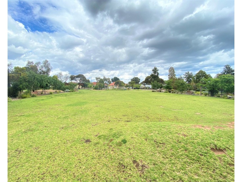 21 and 21a Waterhouse Road, South Plympton SA 5038