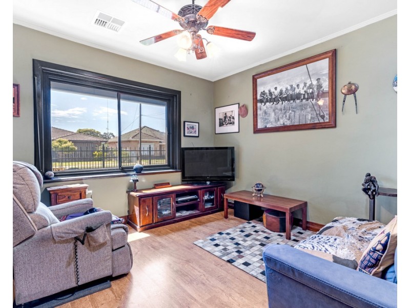 15 Rainsford Avenue, Croydon Park SA 5008