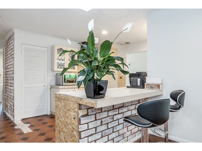 6 Terrigal Court, Redwood Park SA 5097