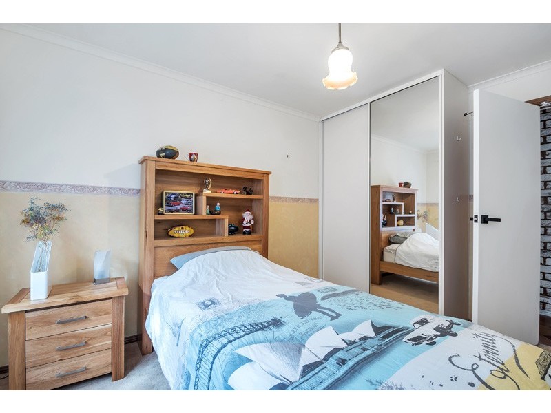 6 Terrigal Court, Redwood Park SA 5097