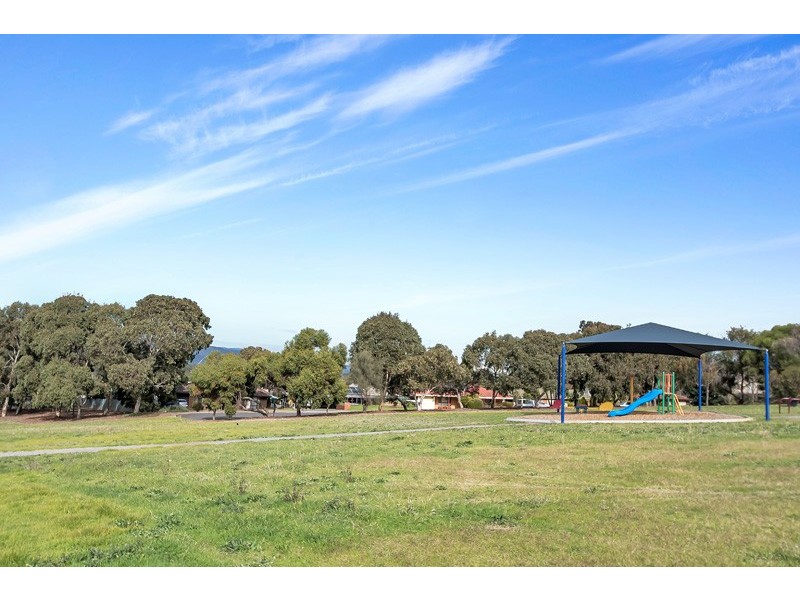 6 Terrigal Court, Redwood Park SA 5097