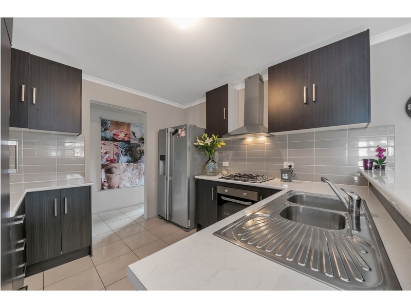 145 President Avenue, Andrews Farm SA 5114