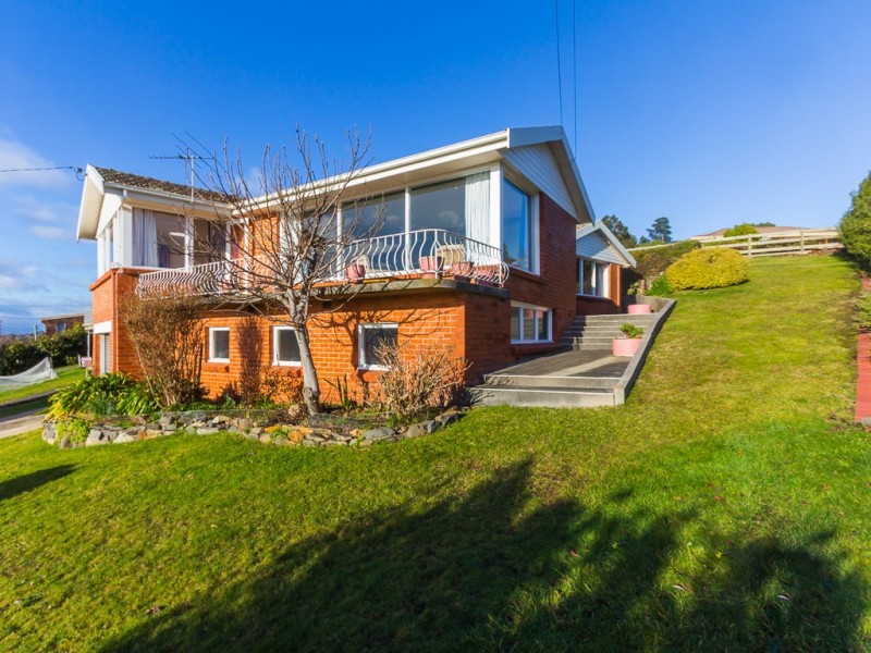 31 Fort Street, Riverside TAS 7250
