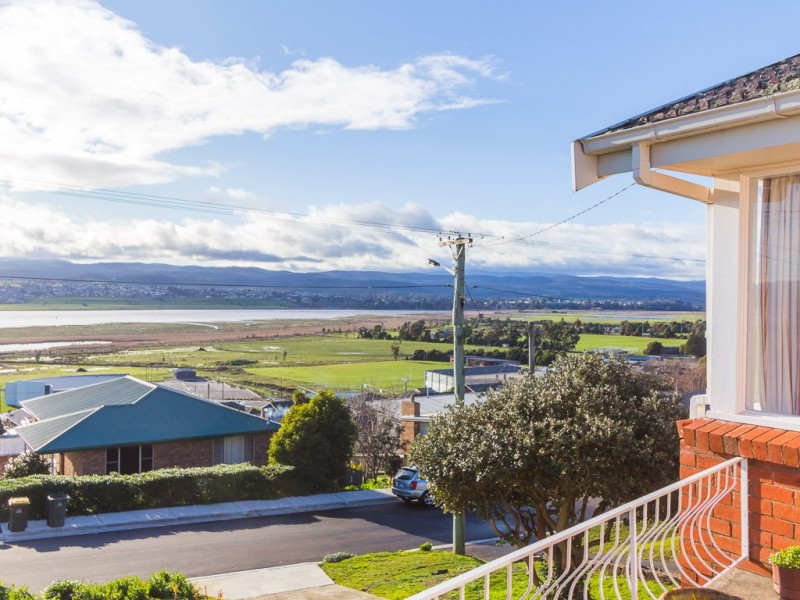 31 Fort Street, Riverside TAS 7250