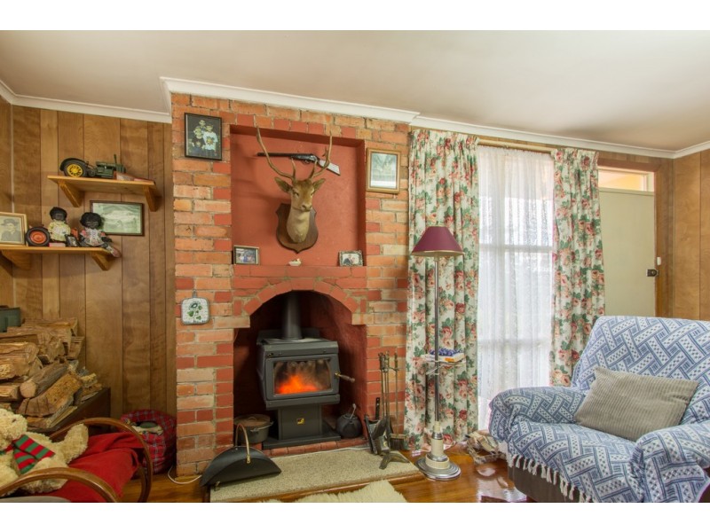 63 Greens Beach Road, Beaconsfield TAS 7270