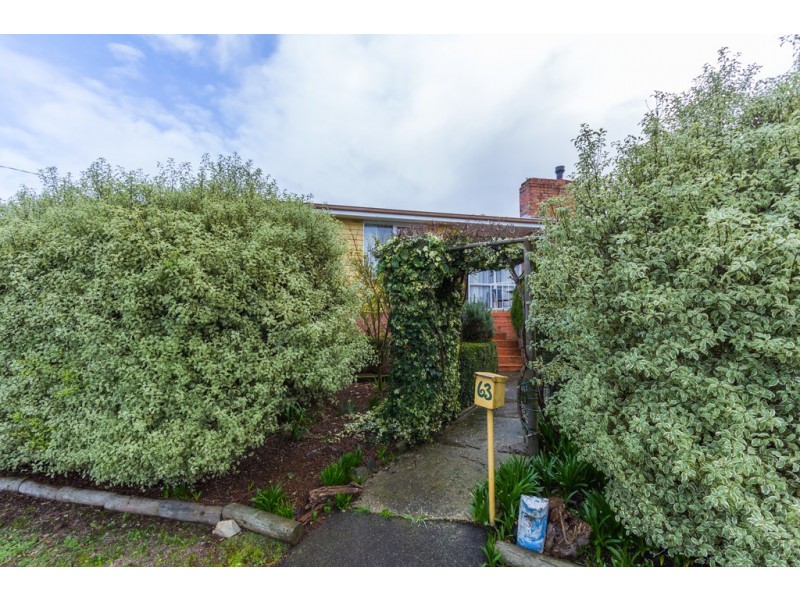 63 Greens Beach Road, Beaconsfield TAS 7270