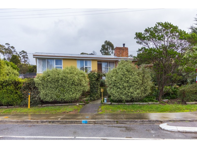 63 Greens Beach Road, Beaconsfield TAS 7270