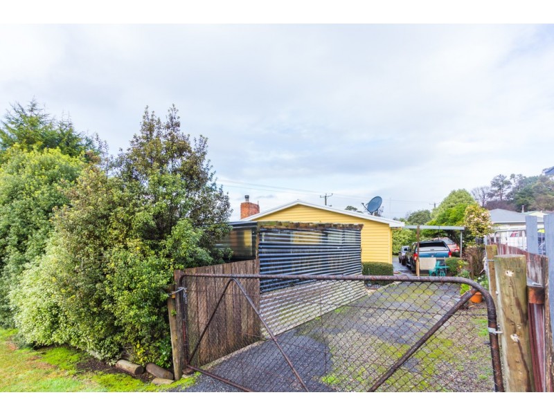 63 Greens Beach Road, Beaconsfield TAS 7270