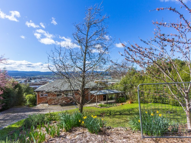 52 Forest Road, Trevallyn TAS 7250