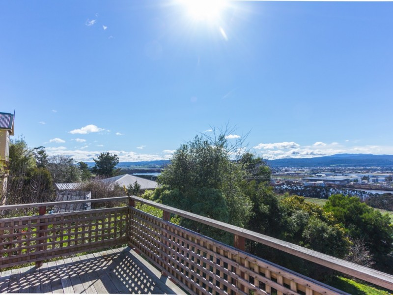 52 Forest Road, Trevallyn TAS 7250