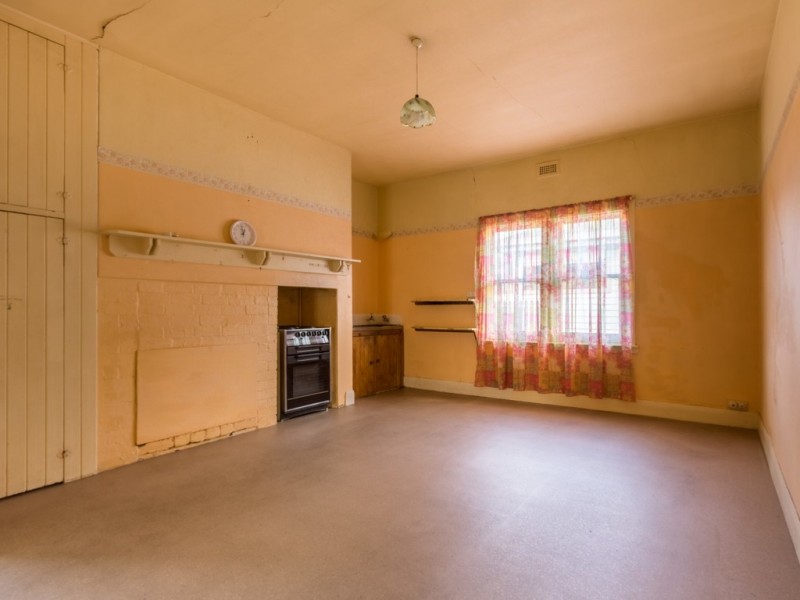 227 Hobart Road, Kings Meadows TAS 7249