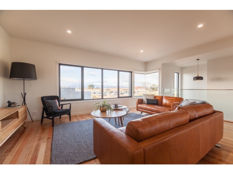 4/10 Jardine Crescent, Prospect Vale TAS 7250