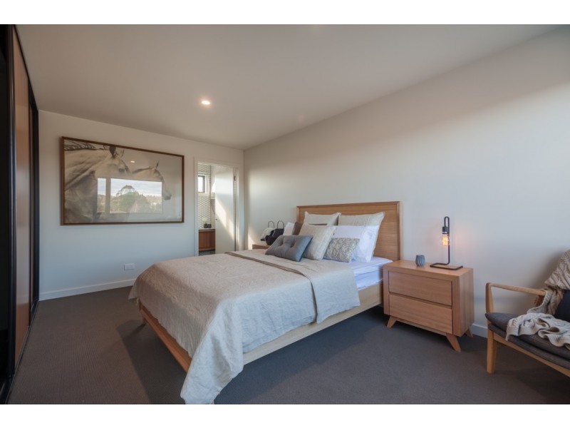 4/10 Jardine Crescent, Prospect Vale TAS 7250