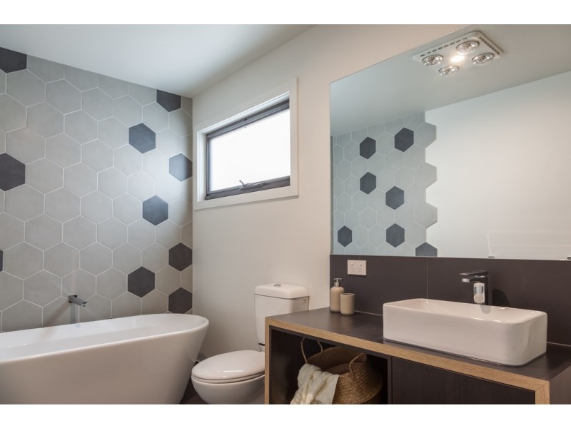 4/10 Jardine Crescent, Prospect Vale TAS 7250