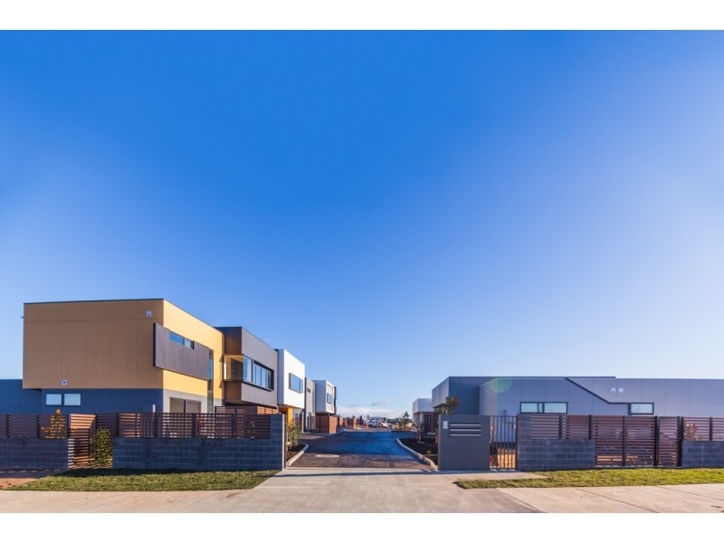 4/10 Jardine Crescent, Prospect Vale TAS 7250