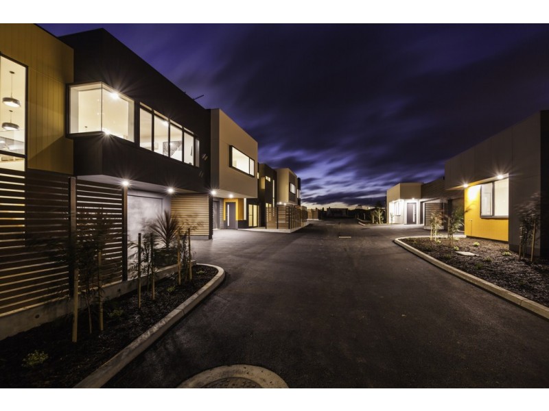 4/10 Jardine Crescent, Prospect Vale TAS 7250