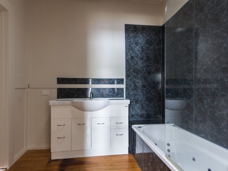 52 Main Road, Exeter TAS 7275