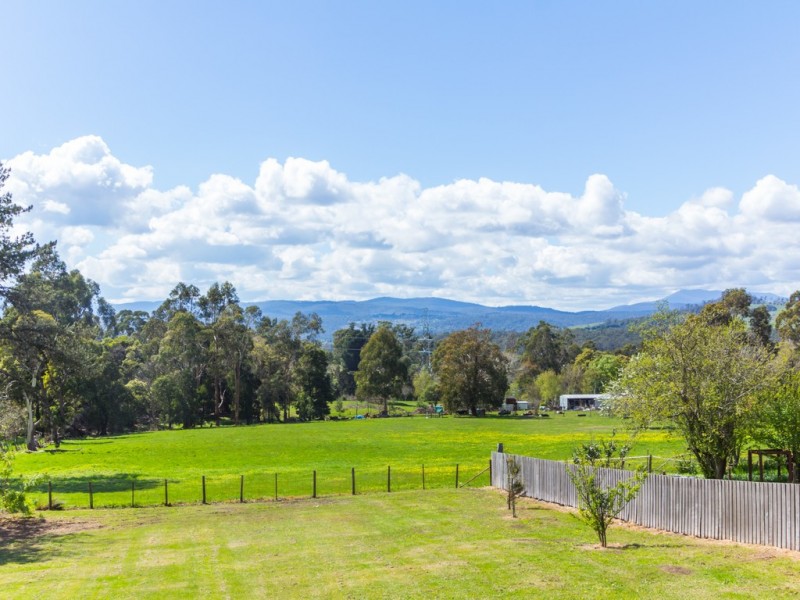 52 Main Road, Exeter TAS 7275