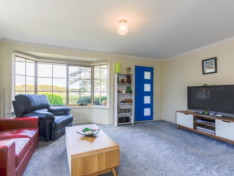 5 Swan Point Esplanade, Swan Point TAS 7275