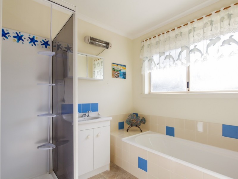 5 Swan Point Esplanade, Swan Point TAS 7275