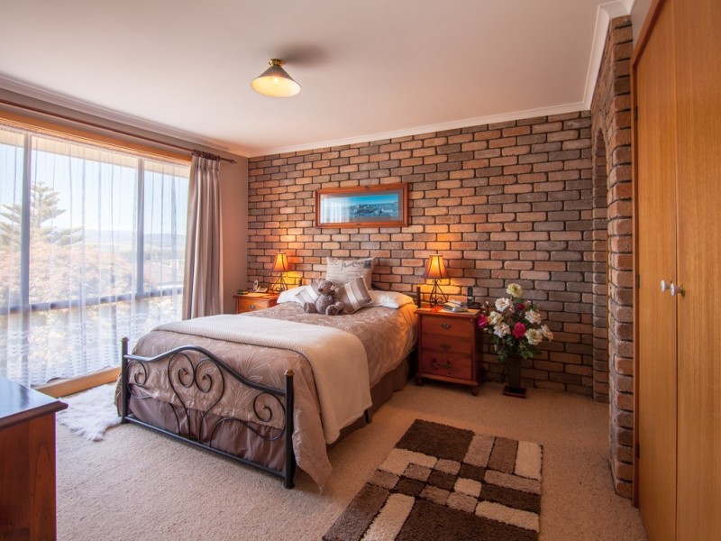 6 Nichols Street, Kings Meadows TAS 7249