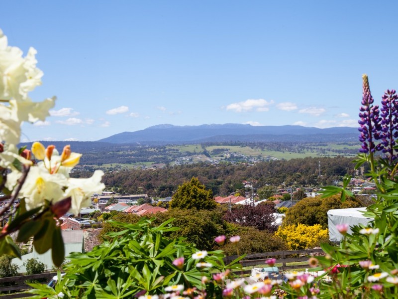 6 Nichols Street, Kings Meadows TAS 7249